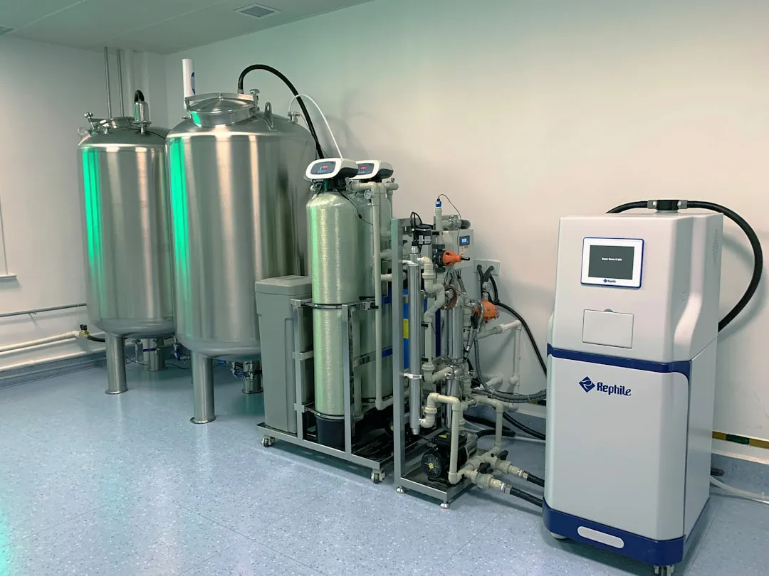 工业用电安全视角下热继电器与接触器在电机控制回路中的应用