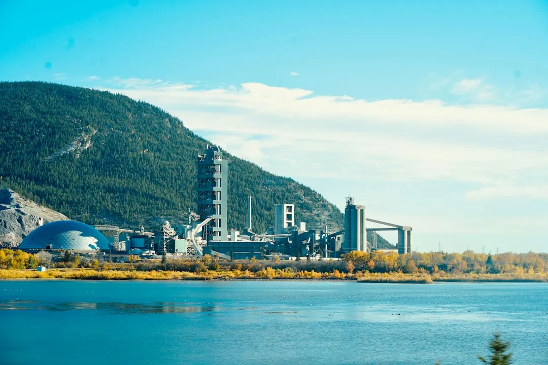 漏电保护器与空气开关选型要点:家庭与工业场景差异分析